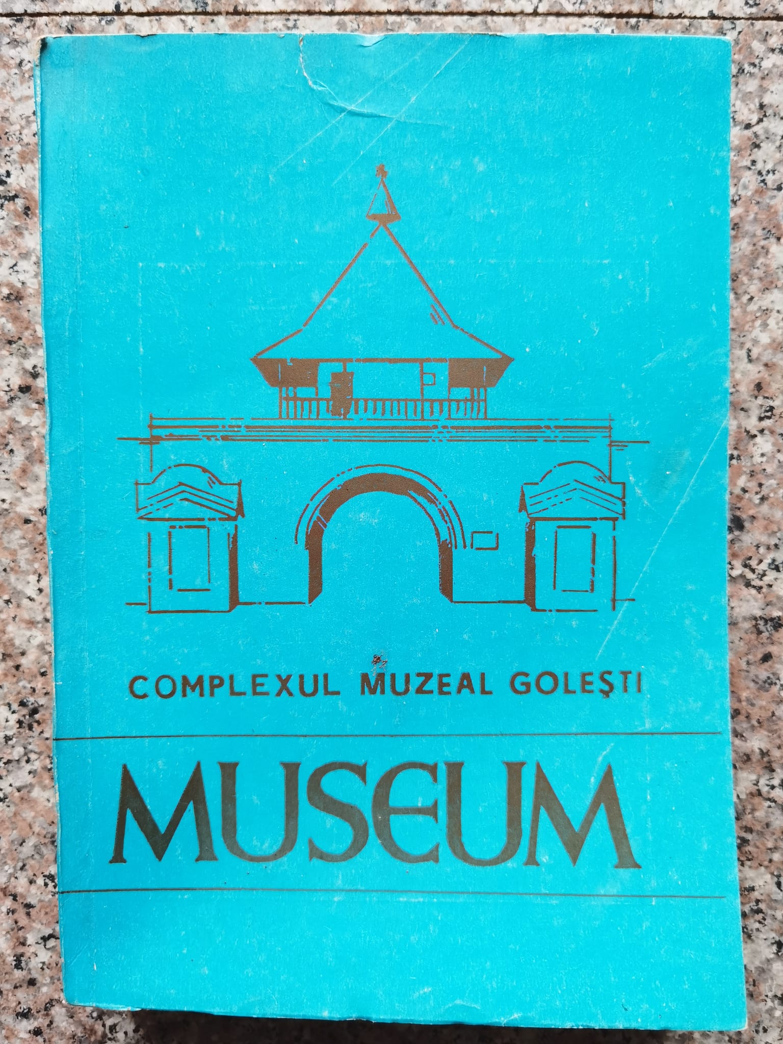 complexul muzeal golesti, studii si comunicari de istorie si etnografie                              colectiv                                                                                            