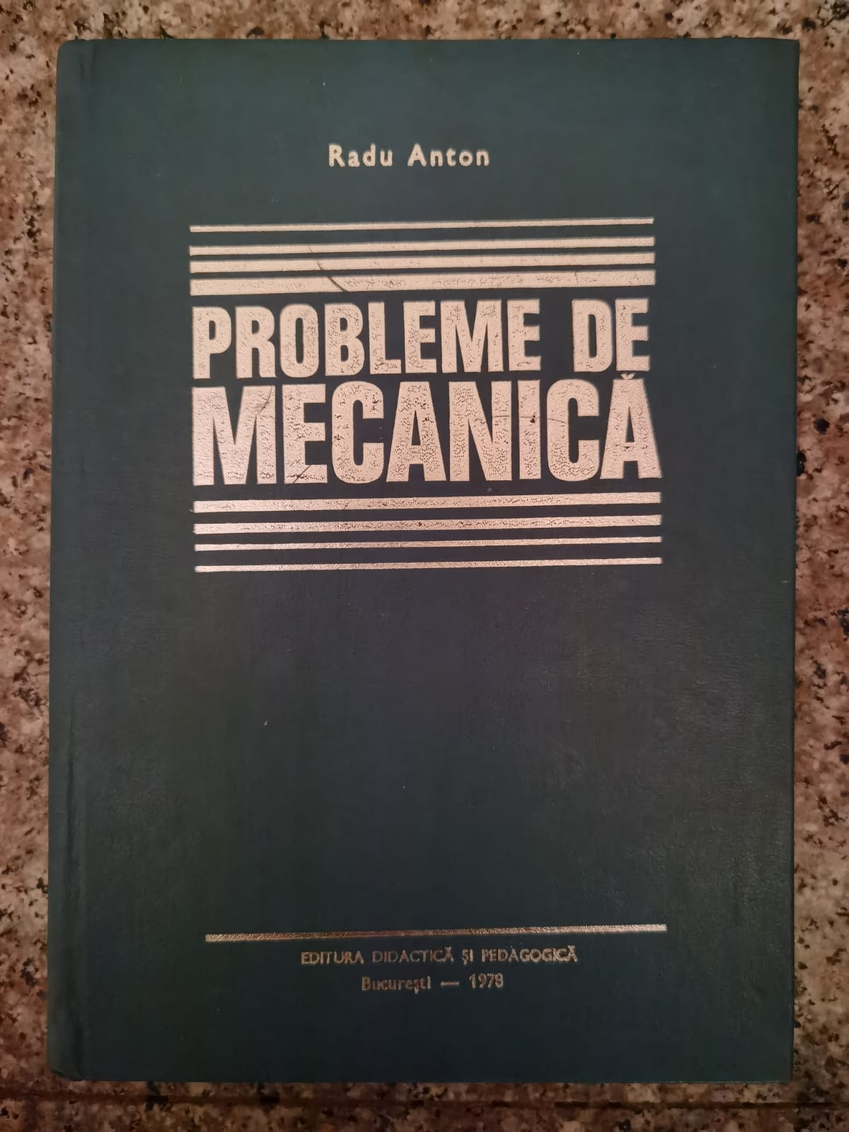 PROBLEME DE MECANICA                                                                      ...