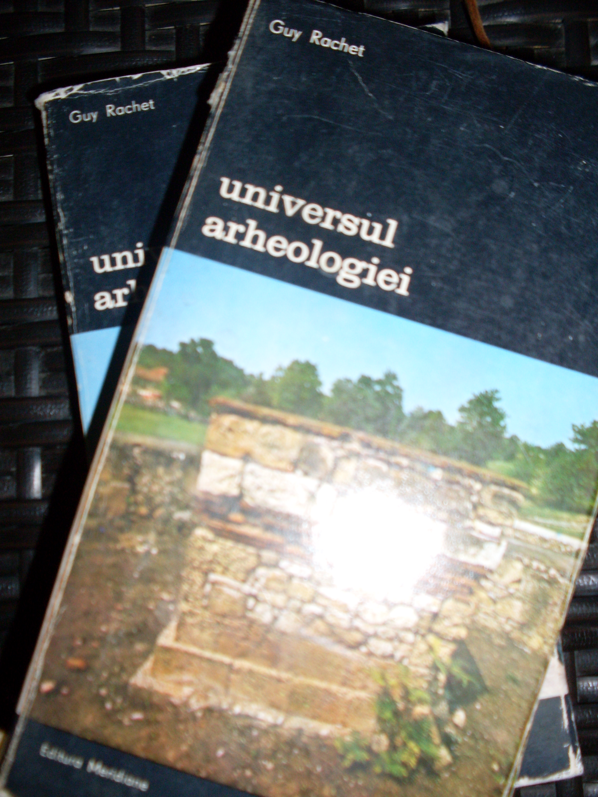 universul arheologiei vol.1-2                                                                        guy rachet                                                                                          