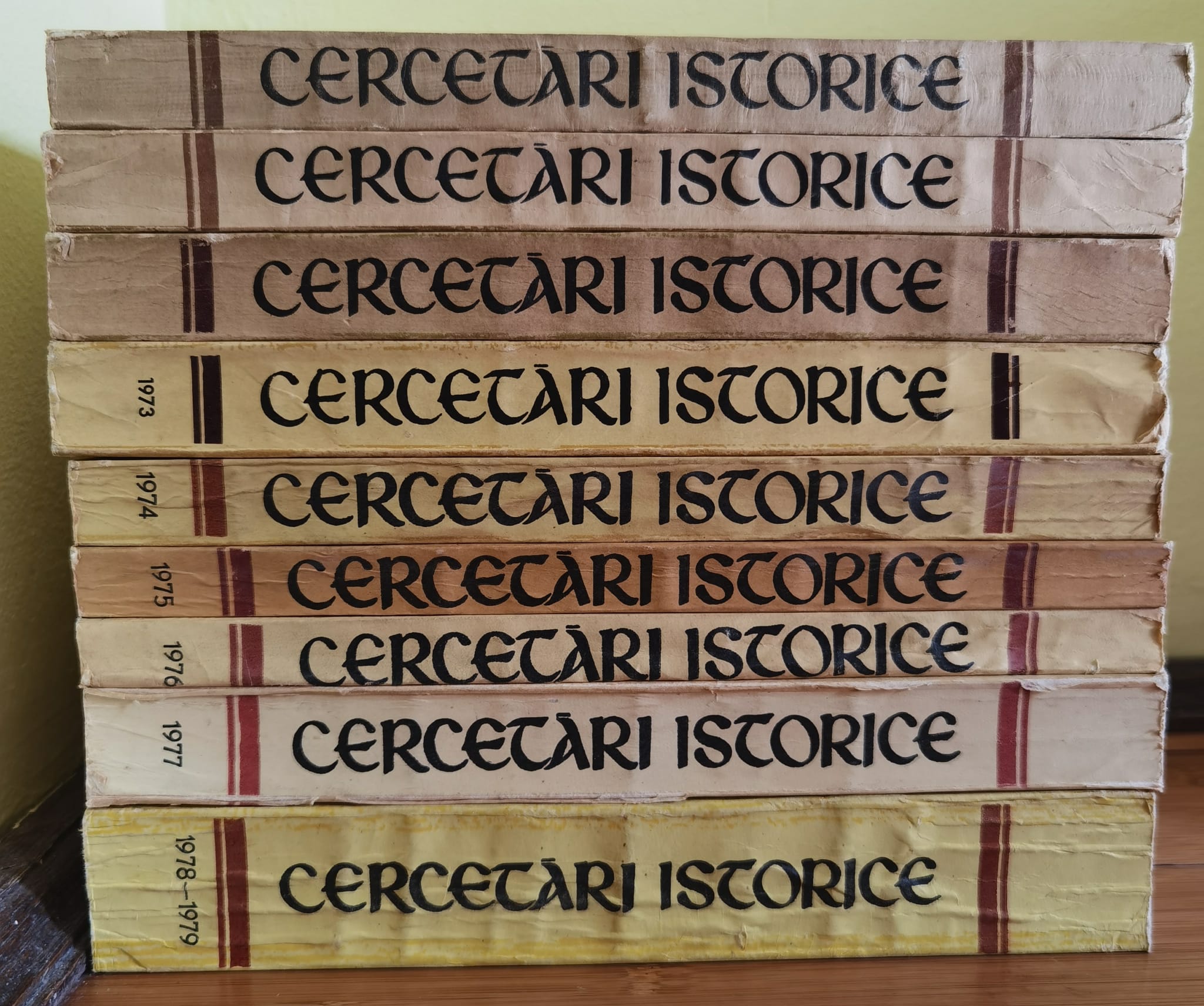 cercetari istorice 9 volume  (1970-1979)                                                             colectiv                                                                                            